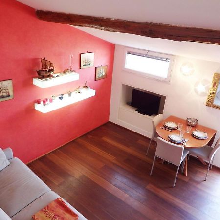 35кв.м 1, 1 баня Апартамент
 в Леричи Apartment Екстериор снимка